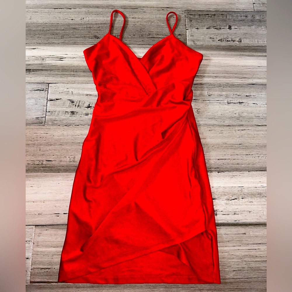 WINDSOR red small women’s dress